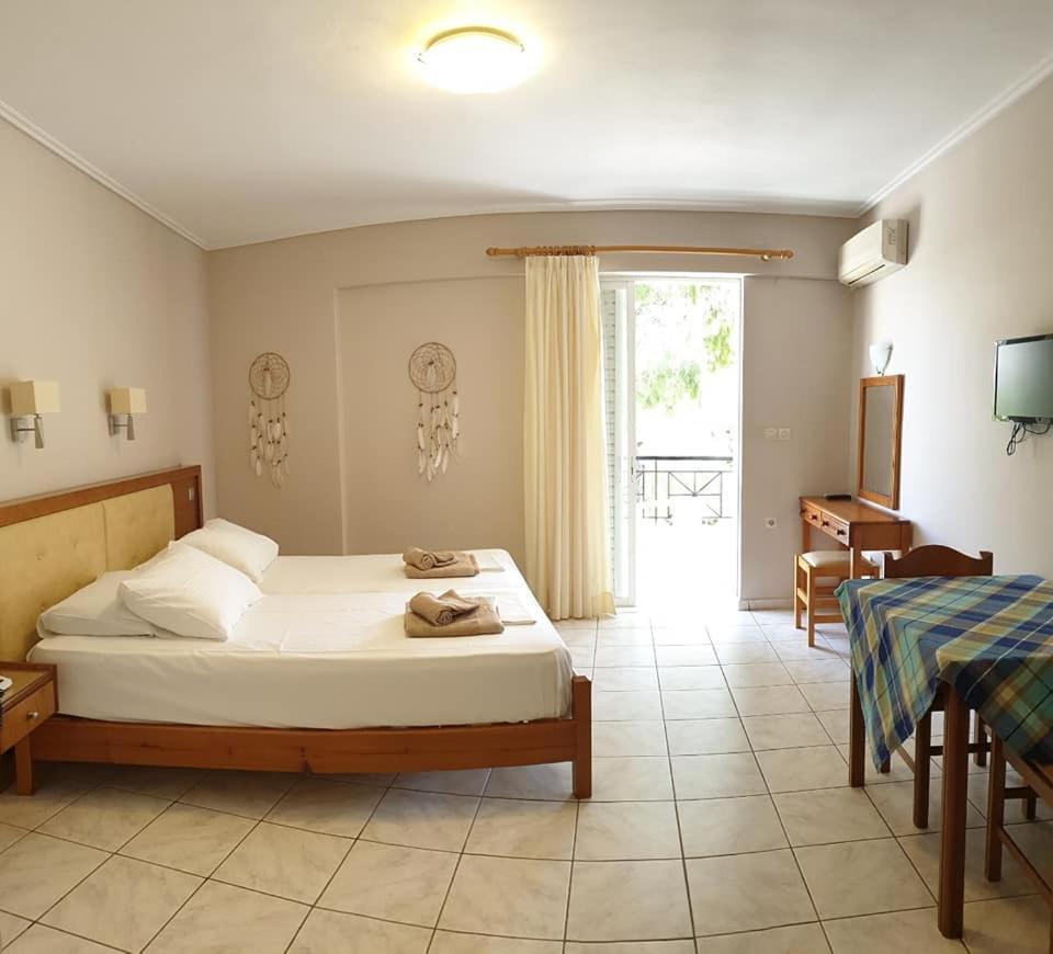 Calypso Beach Hotel Loutra Edipsou  Exterior foto